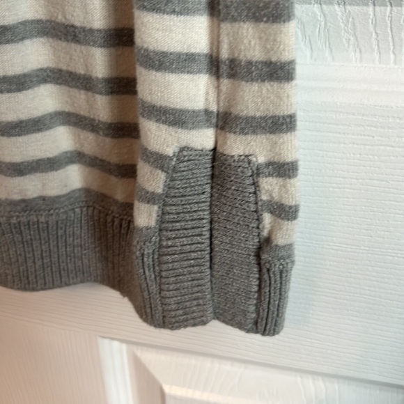 Gap Shirt - Picture 5 of 6